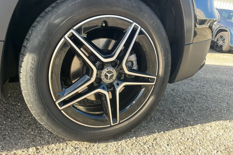 Image secondaire du véhicule 13