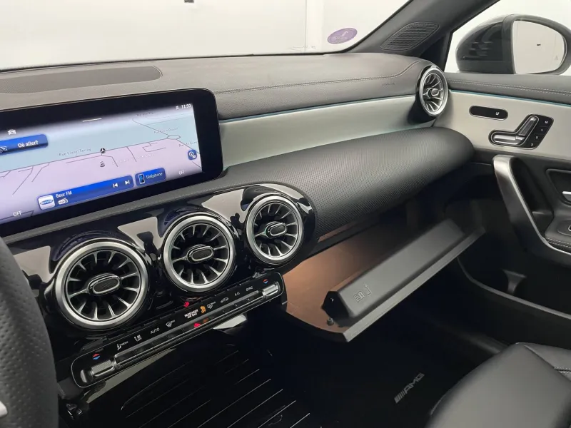 Image secondaire du véhicule 36