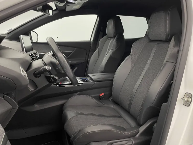 Image secondaire du véhicule 15