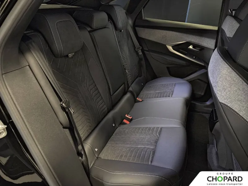 Image secondaire du véhicule 30