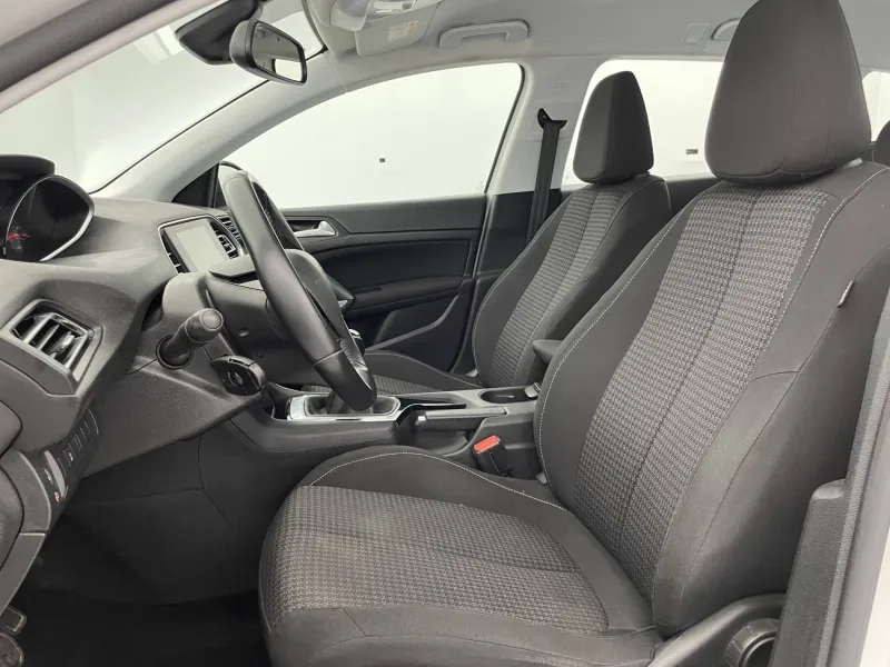 Image secondaire du véhicule 15