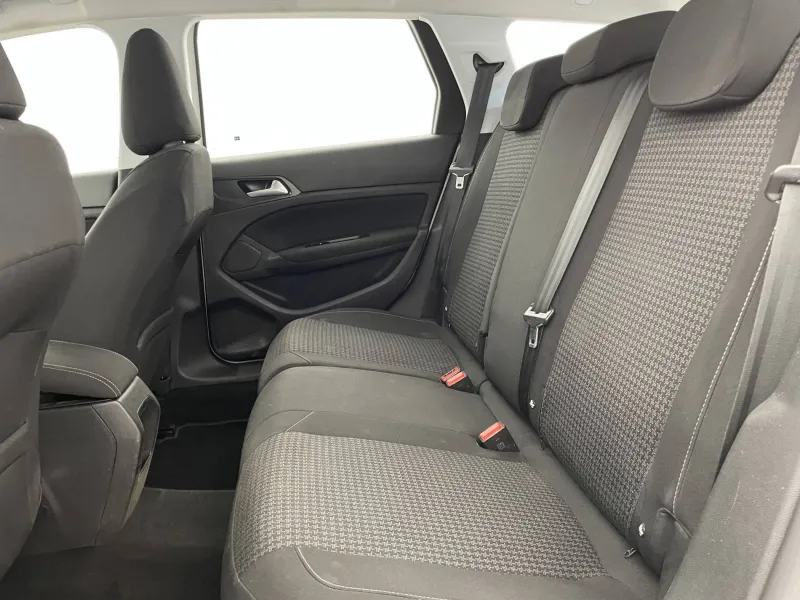 Image secondaire du véhicule 16