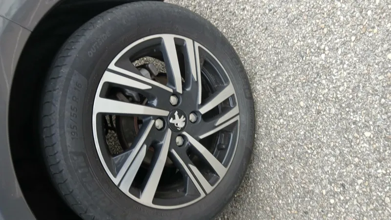 Image secondaire du véhicule 13