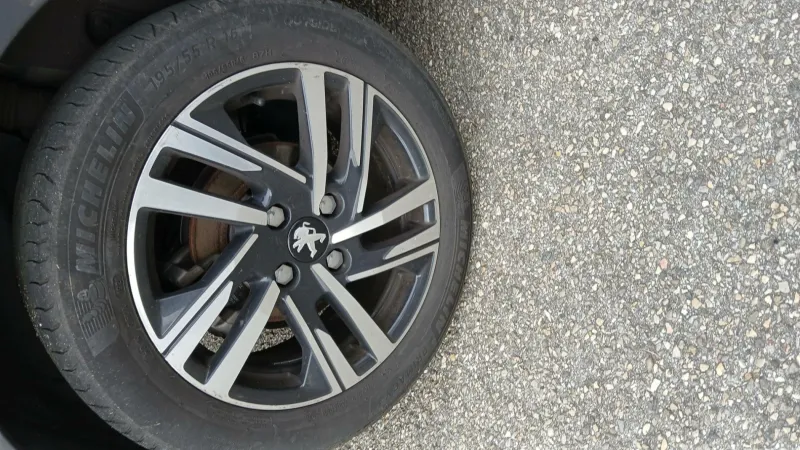 Image secondaire du véhicule 16