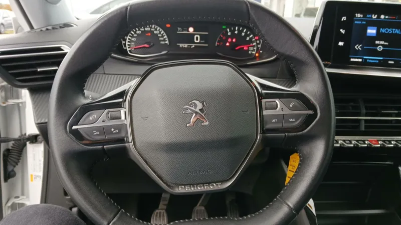 Image secondaire du véhicule 19