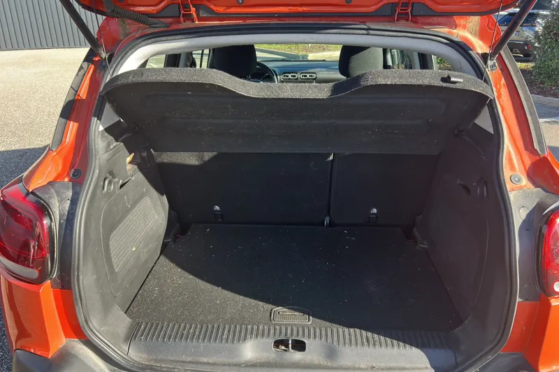 Image secondaire du véhicule 10