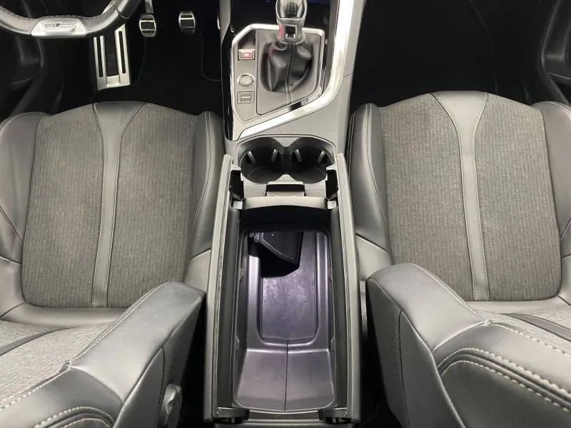 Image secondaire du véhicule 25