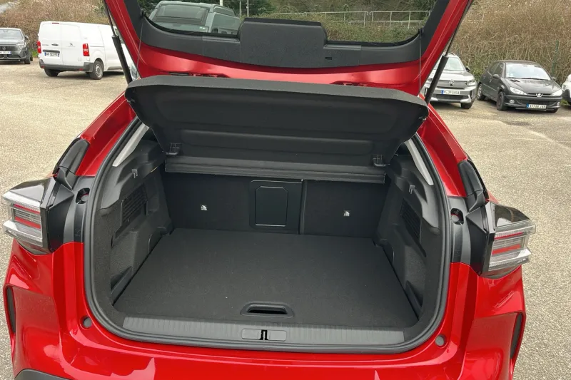 Image secondaire du véhicule 10