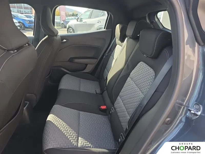 Image secondaire du véhicule 19