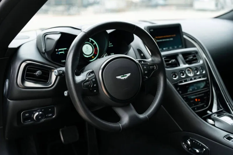 Image secondaire du véhicule 13