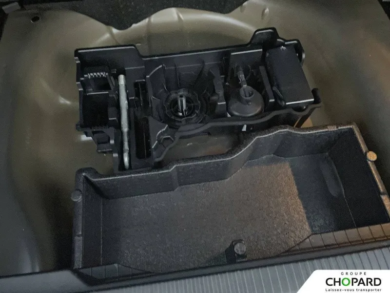 Image secondaire du véhicule 21