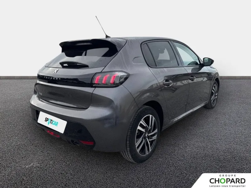 Image secondaire du véhicule 9