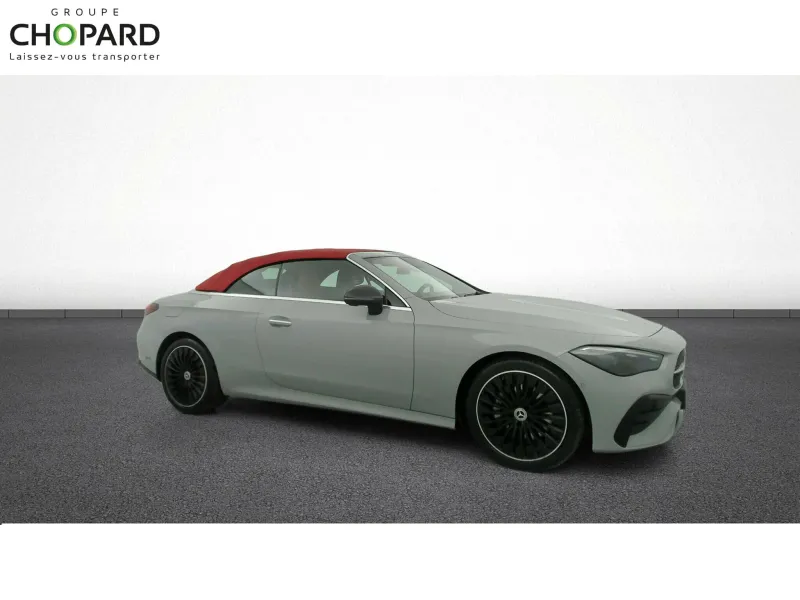 Image secondaire du véhicule 12