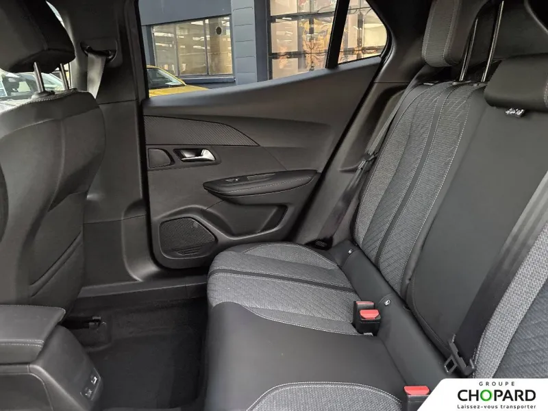 Image secondaire du véhicule 23