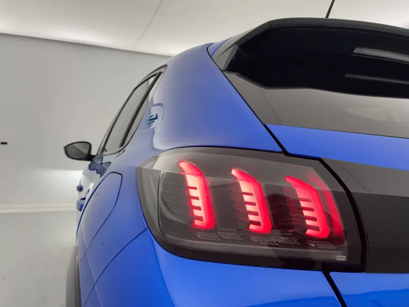 Image secondaire du véhicule 30