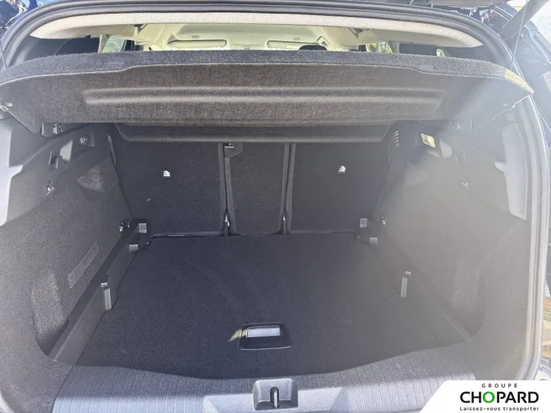 Image secondaire du véhicule 9