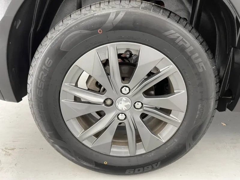 Image secondaire du véhicule 18