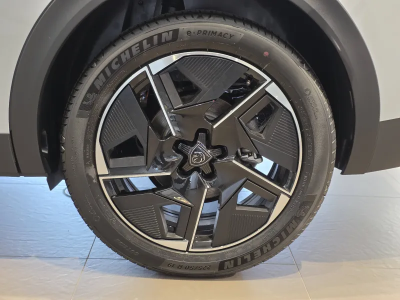 Image secondaire du véhicule 6