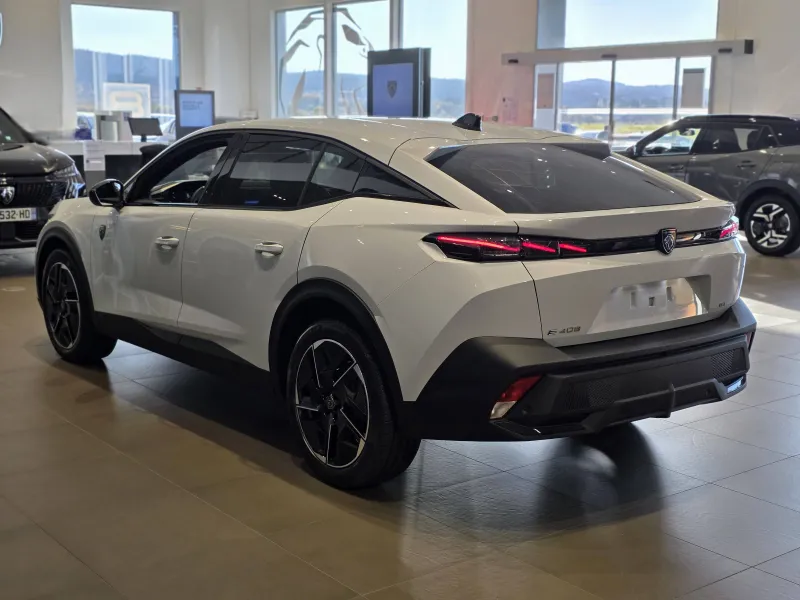 Image secondaire du véhicule 11