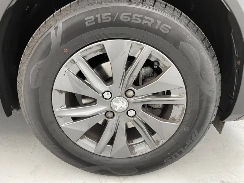 Image secondaire du véhicule 19