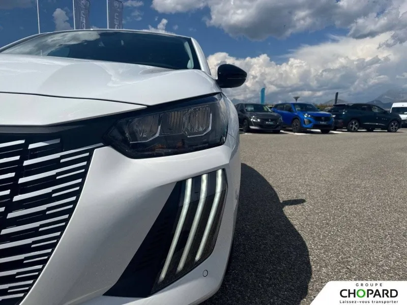 Image secondaire du véhicule 24