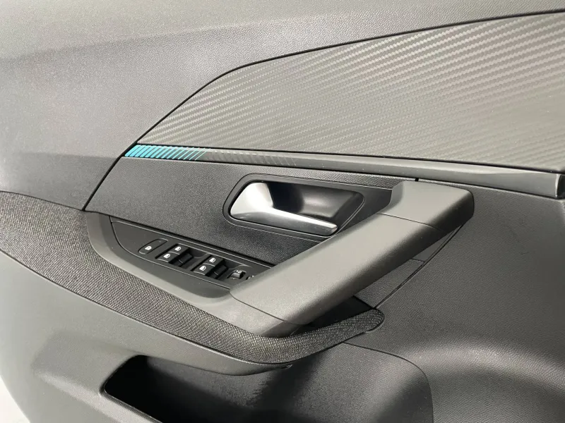 Image secondaire du véhicule 30