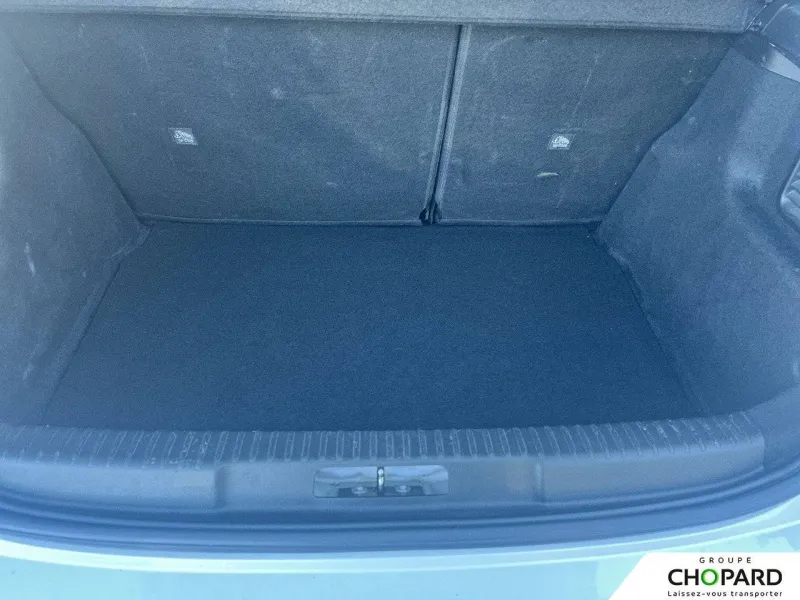 Image secondaire du véhicule 9