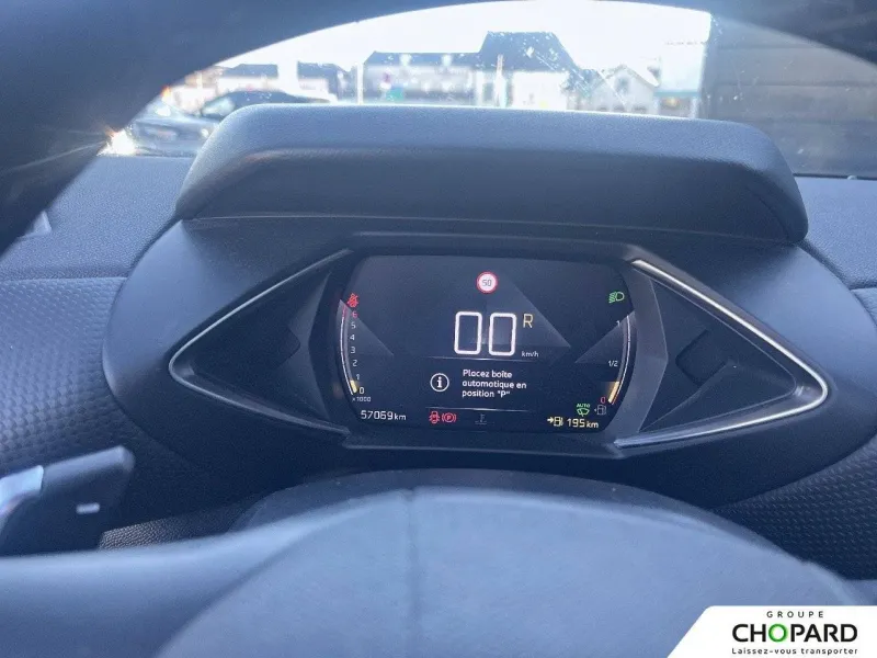 Image secondaire du véhicule 12