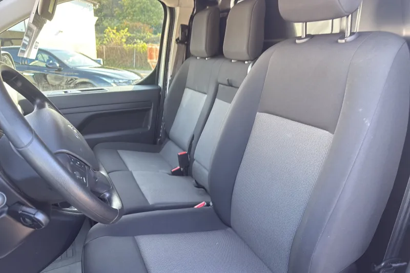 Image secondaire du véhicule 11