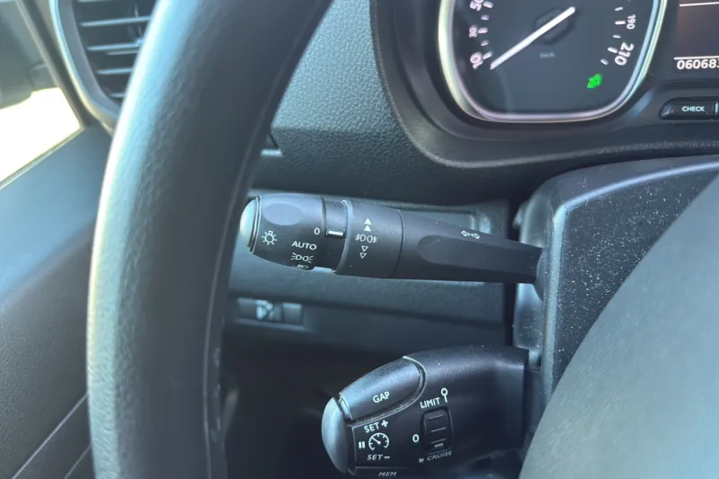 Image secondaire du véhicule 17