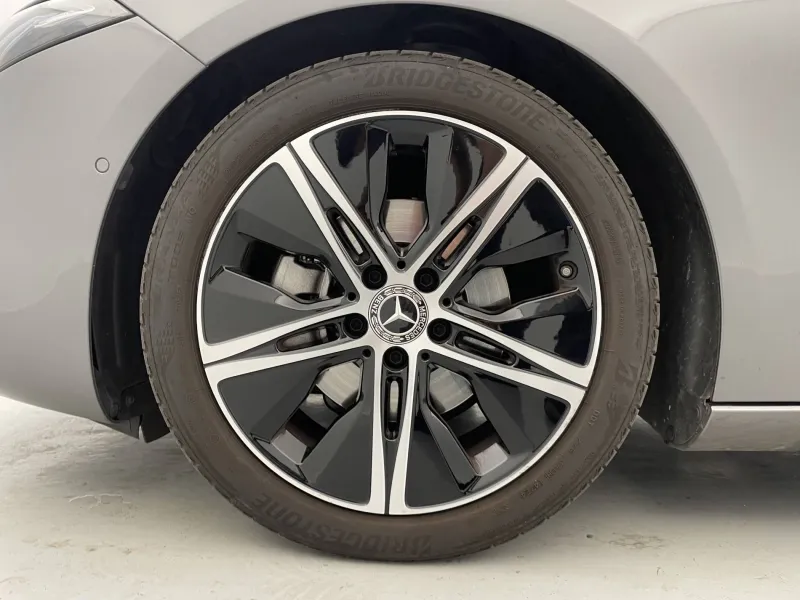 Image secondaire du véhicule 19