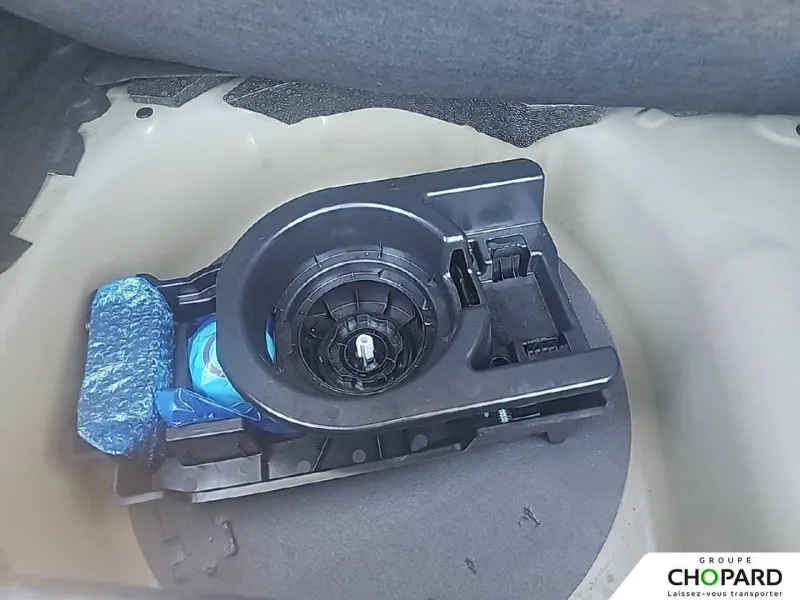 Image secondaire du véhicule 25