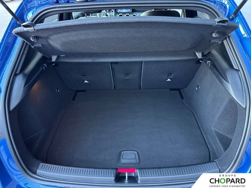 Image secondaire du véhicule 9