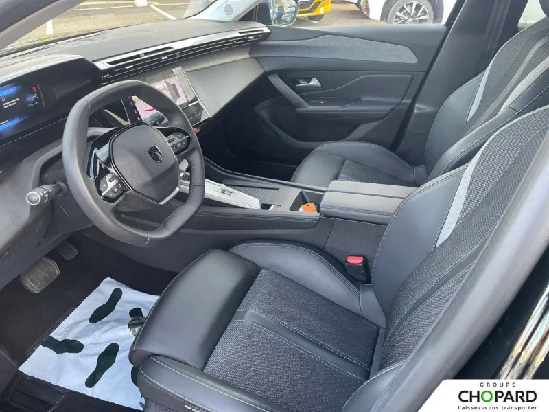 Image secondaire du véhicule 11