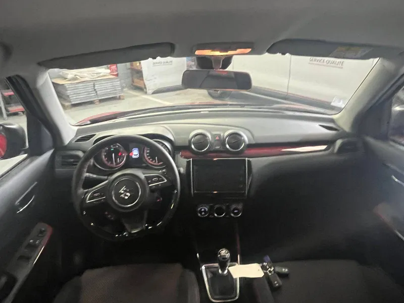 Image secondaire du véhicule 15