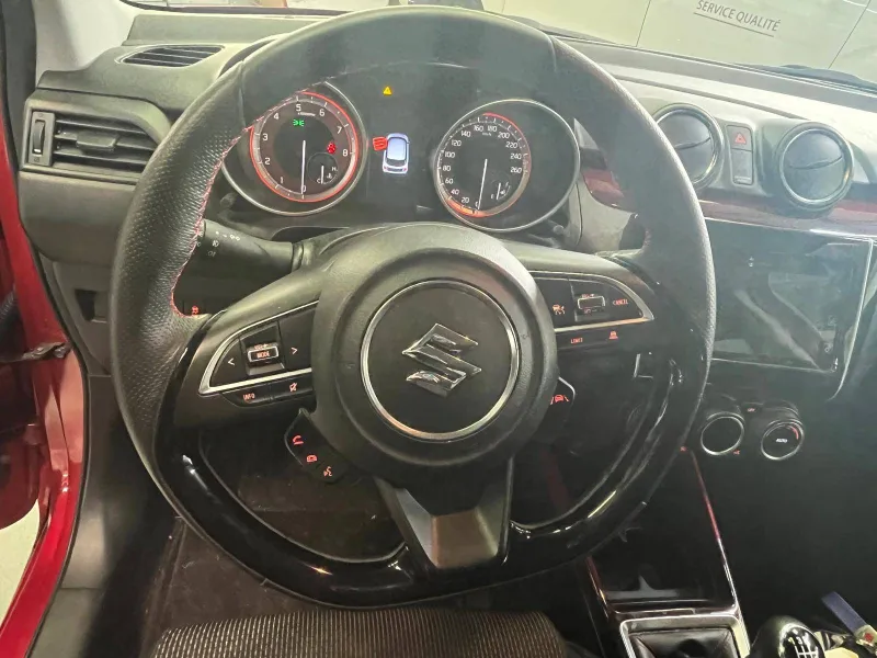 Image secondaire du véhicule 19