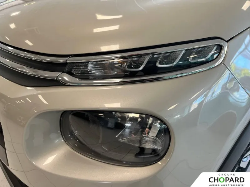 Image secondaire du véhicule 22