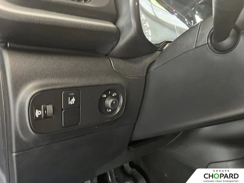 Image secondaire du véhicule 25