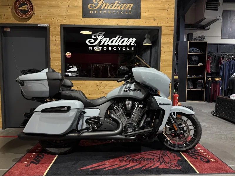 Indian Motorcycle-Roadmaster DH 112-undefined Indian Motorcycle-Roadmaster DH 112-d'occasion chez Indian Motorcycle Valence