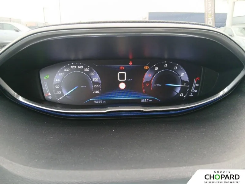 Image secondaire du véhicule 18