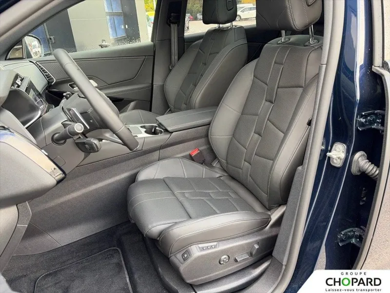 Image secondaire du véhicule 12