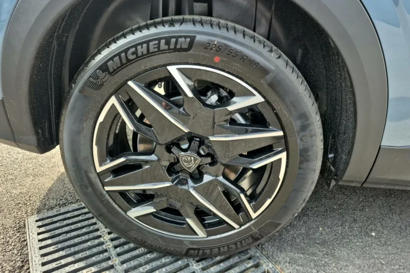 Image secondaire du véhicule 12