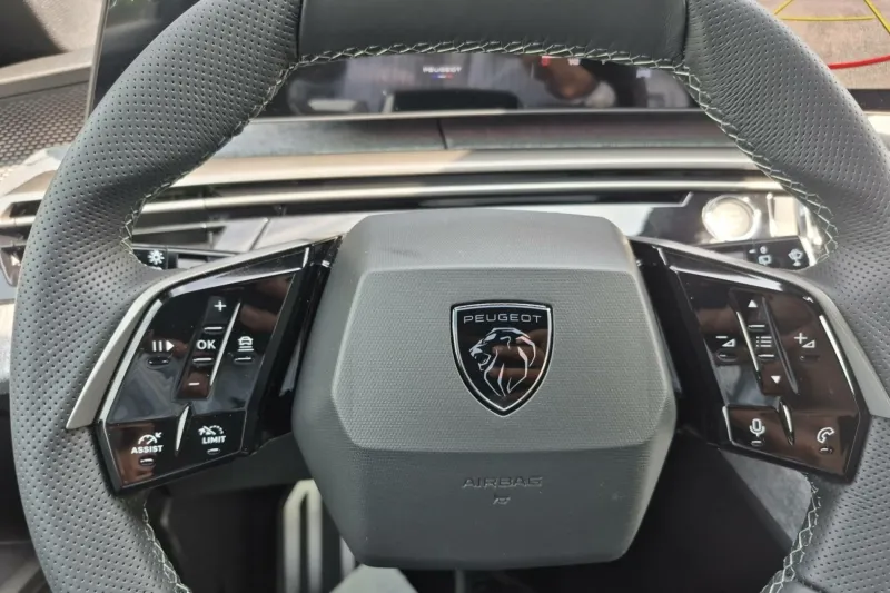 Image secondaire du véhicule 18