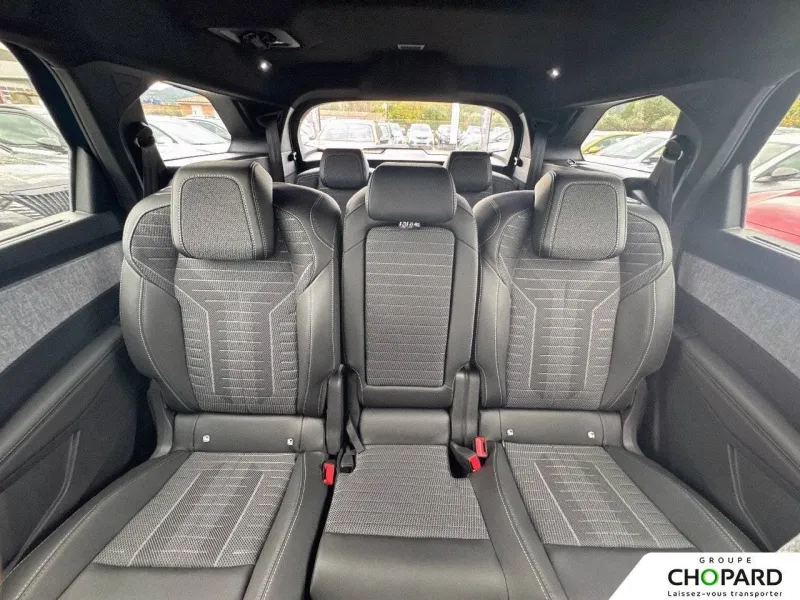 Image secondaire du véhicule 37