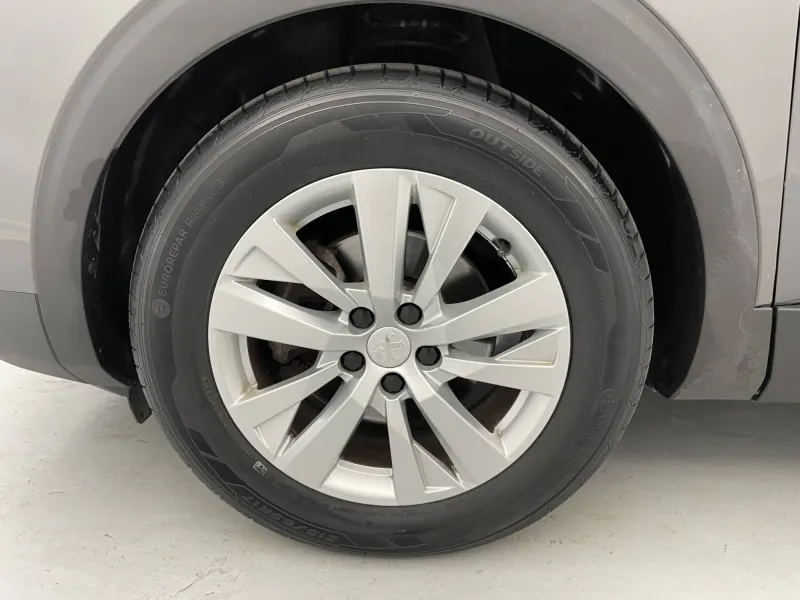 Image secondaire du véhicule 18