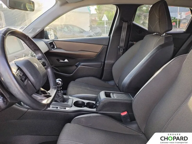 Image secondaire du véhicule 10