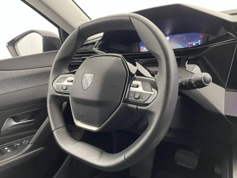 Image secondaire du véhicule 30