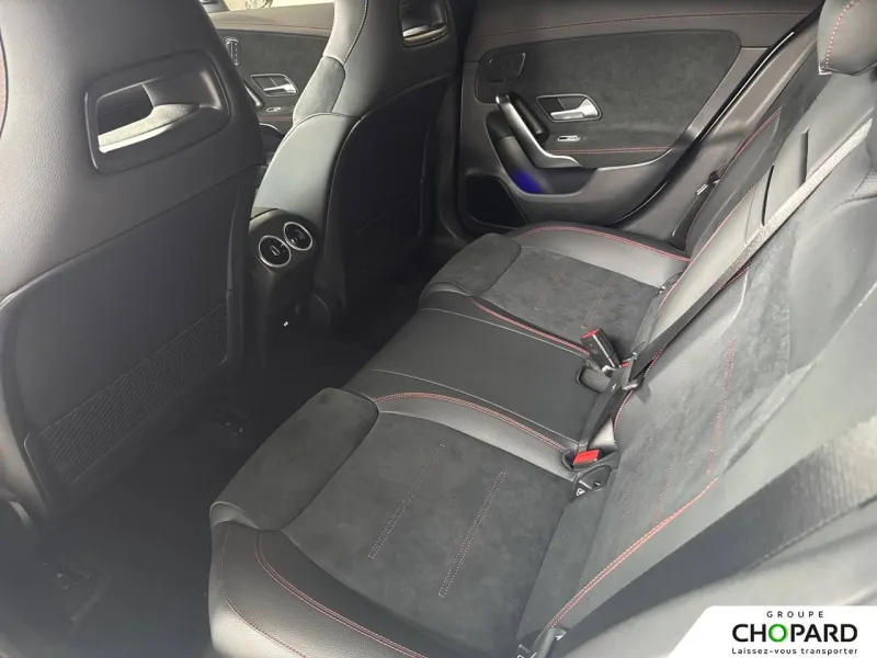 Image secondaire du véhicule 22