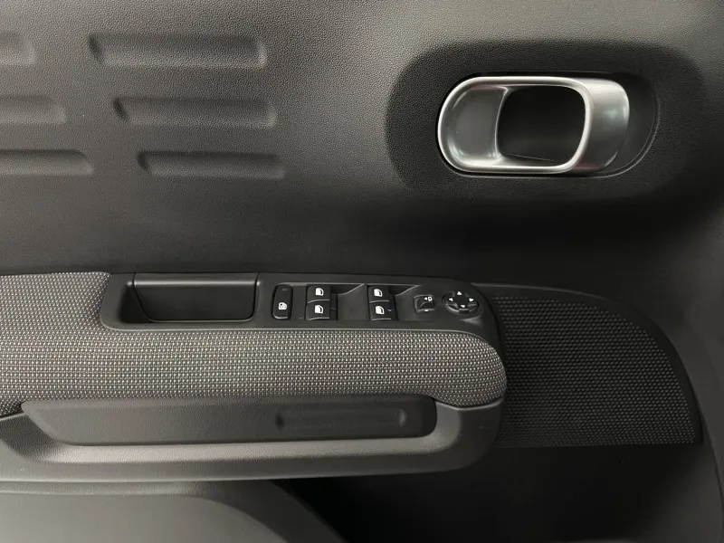 Image secondaire du véhicule 61