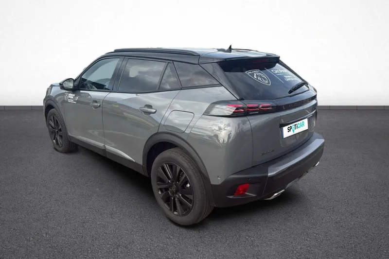 Image secondaire du véhicule 9